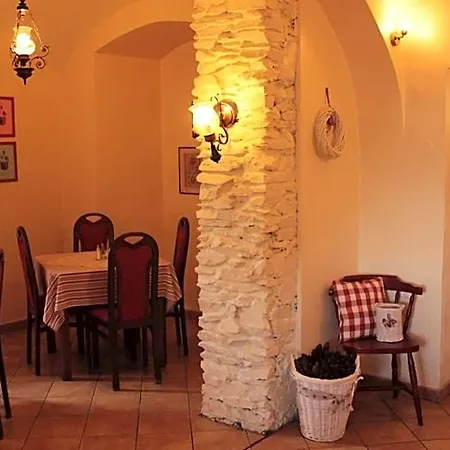 Garni St Anna 3*