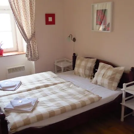 Hotel Garni St Anna 3*