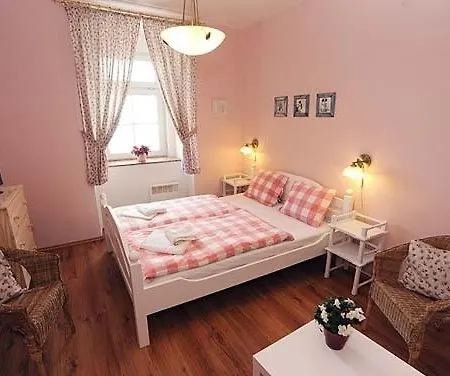 Garni St Anna Hotel 3*