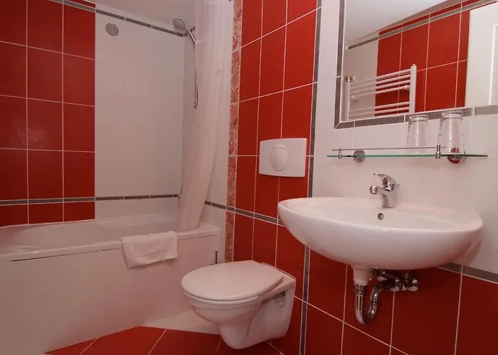 Hotel Garni St Anna 3*